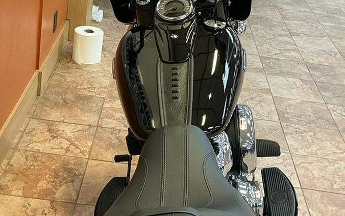 2026 Harley-Davidson® FLHC - Heritage Classic