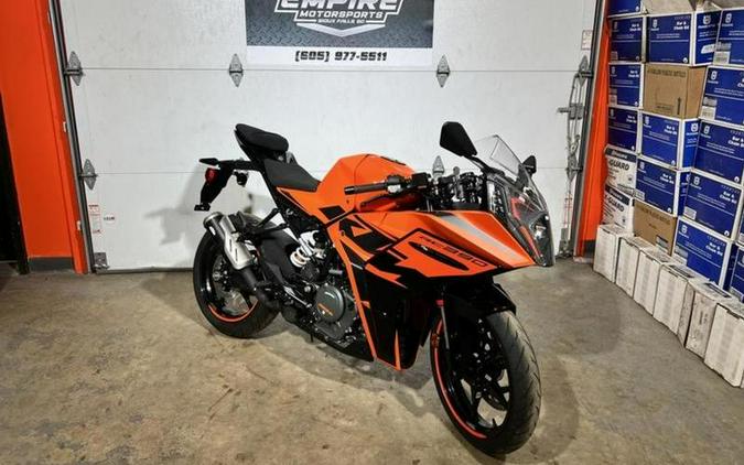 2022 KTM RC 390 Review [11 Fast Facts From the Street + Track]