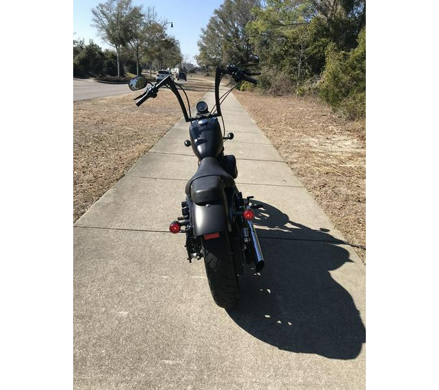 2013 Harley-Davidson® XL883N - Sportster® Iron 883™