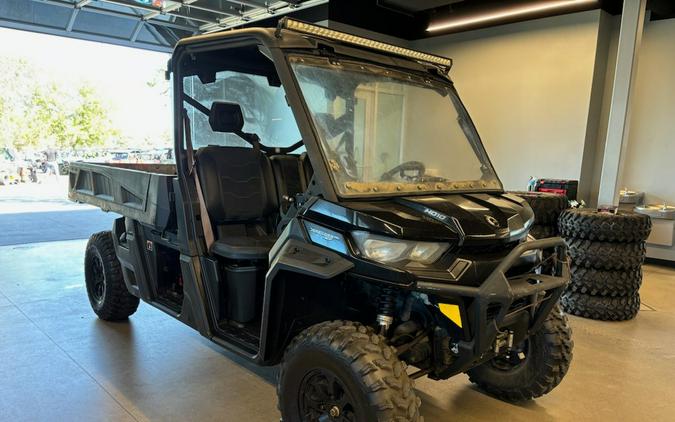 2020 Can-Am Defender PRO XT HD10