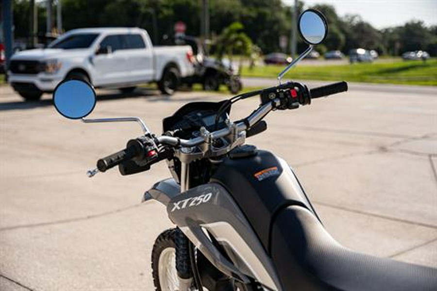 2025 Yamaha XT250