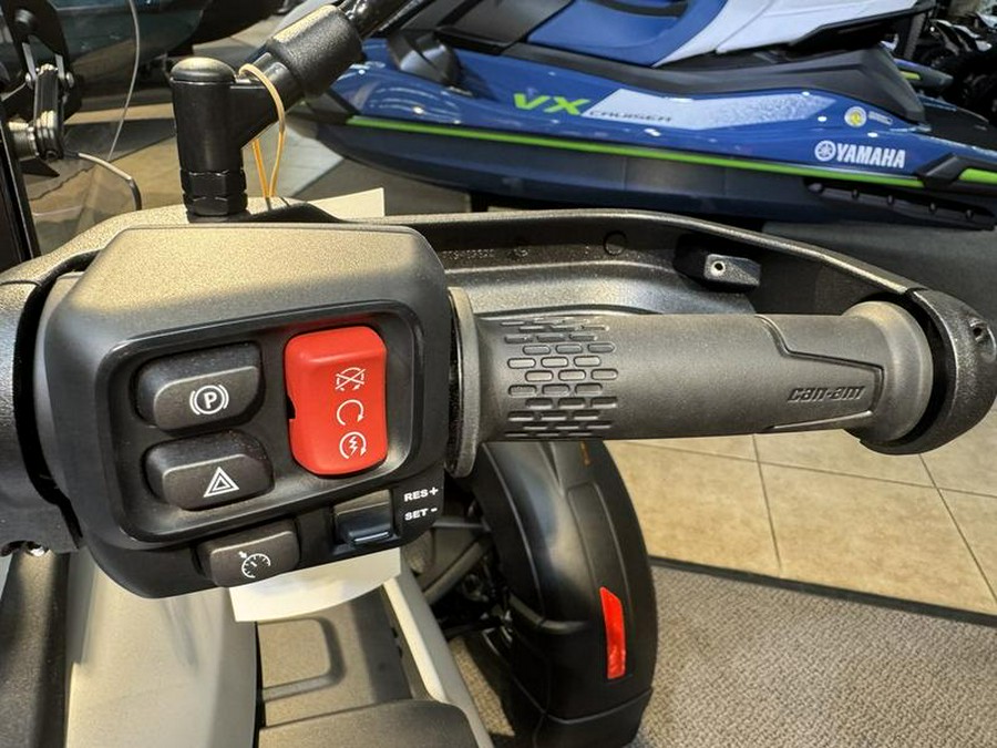 2025 Can-Am® Canyon XT