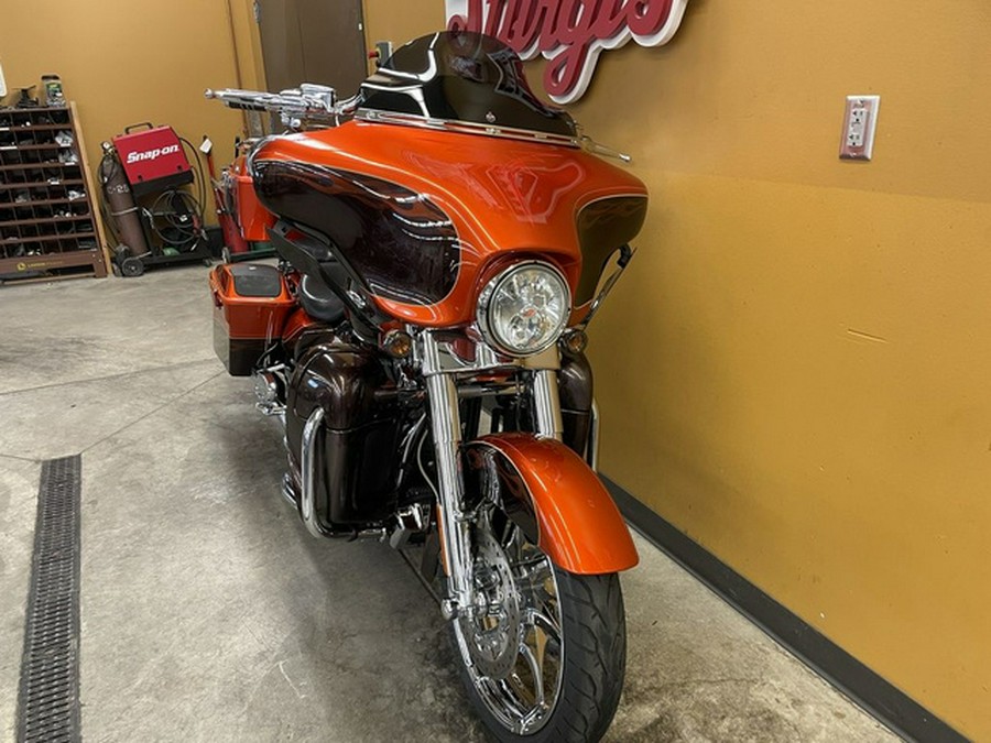 2012 Harley-Davidson FLHXSE3 - CVO Street Glide