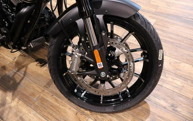 2026 Indian Motorcycle® Sport Chief Black Smoke