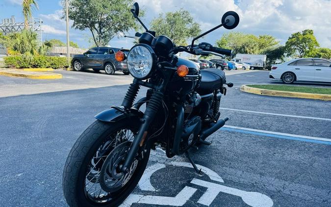 2022 Triumph Bonneville T120 Black Jet Black