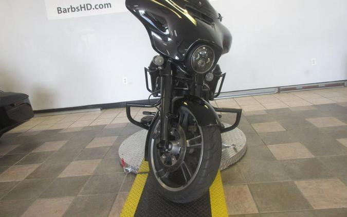 2017 Harley-Davidson® FLHXS - Street Glide® Special