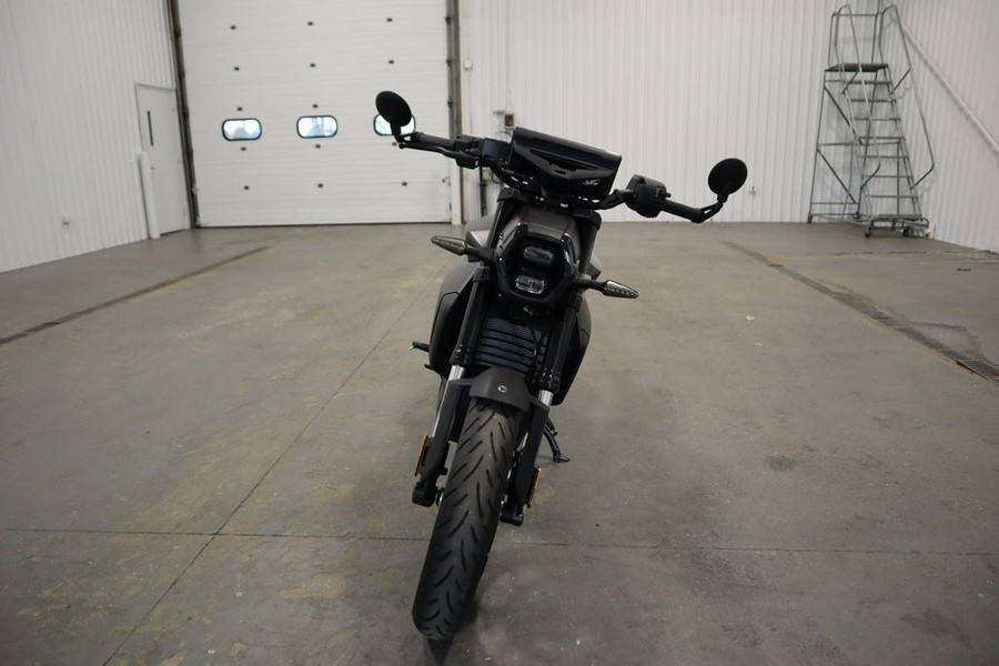 2025 Can-Am® Pulse Carbon Black