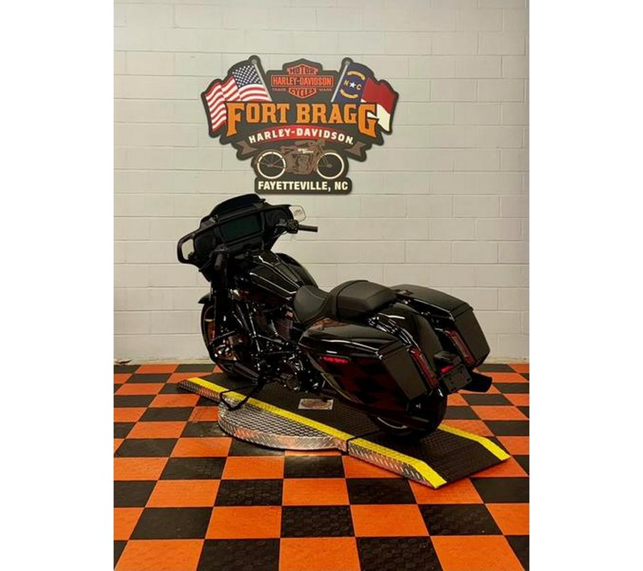 2025 Harley-Davidson® FLHX - Street Glide®