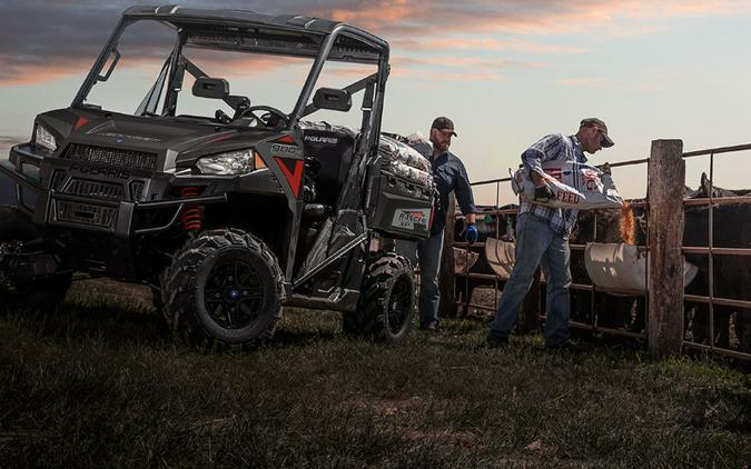 2019 Polaris Ranger XP 900 EPS Premium Silver Pearl - 110084