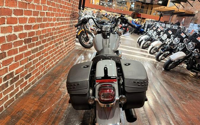 2026 Harley-Davidson Softail FLHC - Heritage Classic