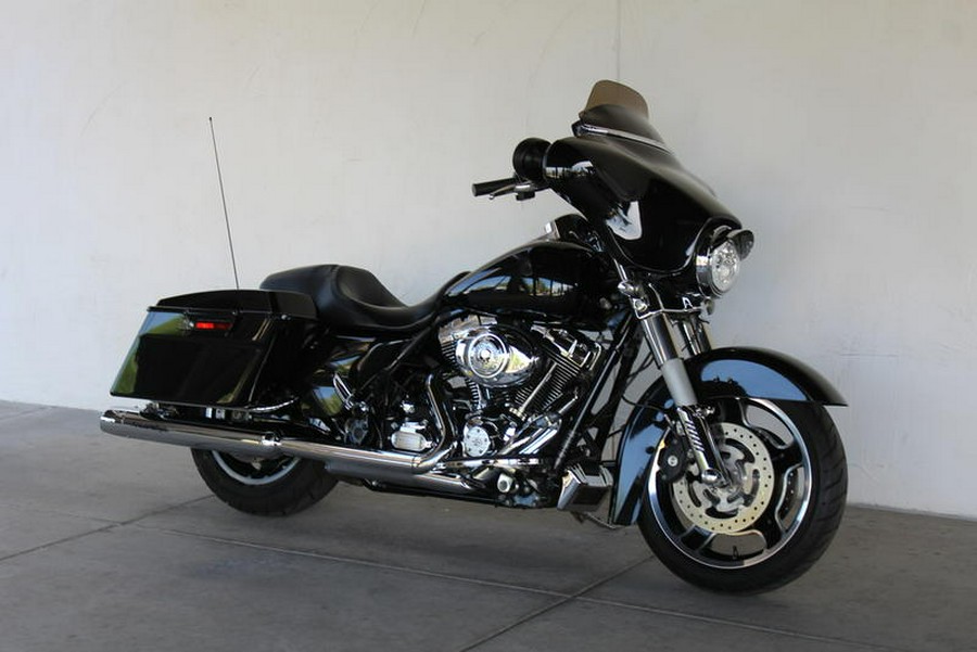 2013 Harley-Davidson® FLHX - Street Glide®