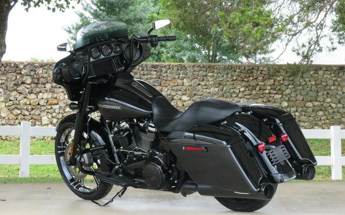 2019 Harley-Davidson® FLHXS - Street Glide® Special