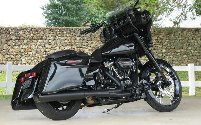 2019 Harley-Davidson® FLHXS - Street Glide® Special