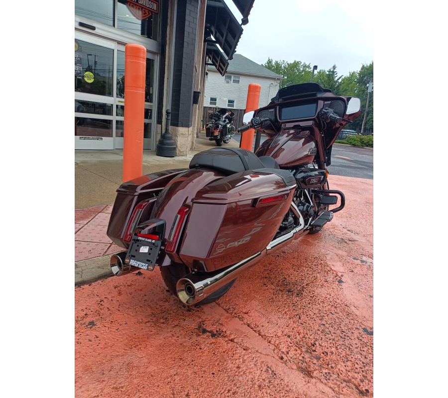 2024 Harley-Davidson CVO™ Street Glide® Copperhead