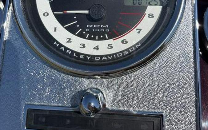 2005 Harley-Davidson® FLHRCI - Road King® Classic