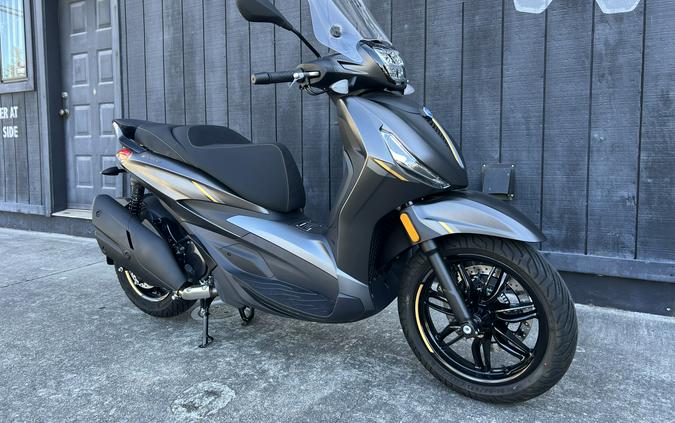 2027 Piaggio BV 400 25th Anniversary
