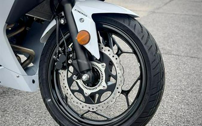 2026 Kawasaki Ninja® 300 ABS