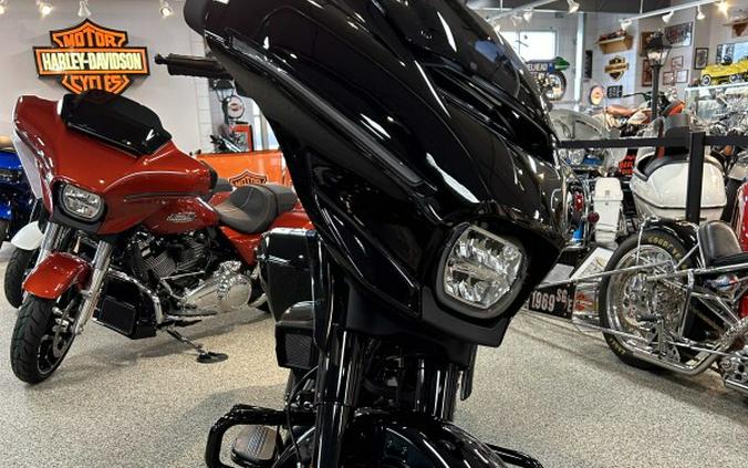 2024 Harley-Davidson® FLHX Street Glide® Blk Trim