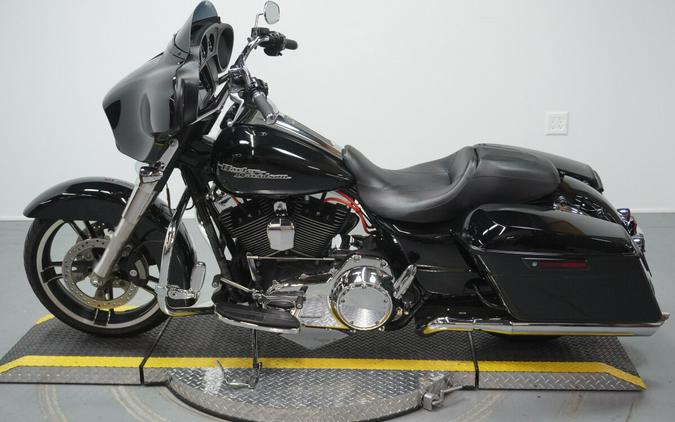 2015 Harley-Davidson® Street Glide® Special Vivid Black