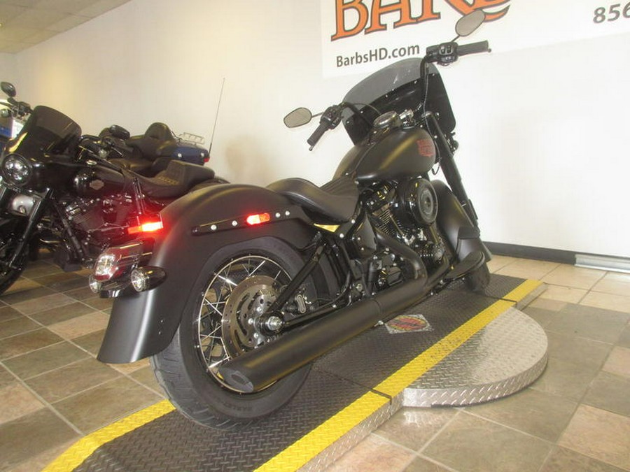 2026 Harley-Davidson® FLHD - Deadwood™