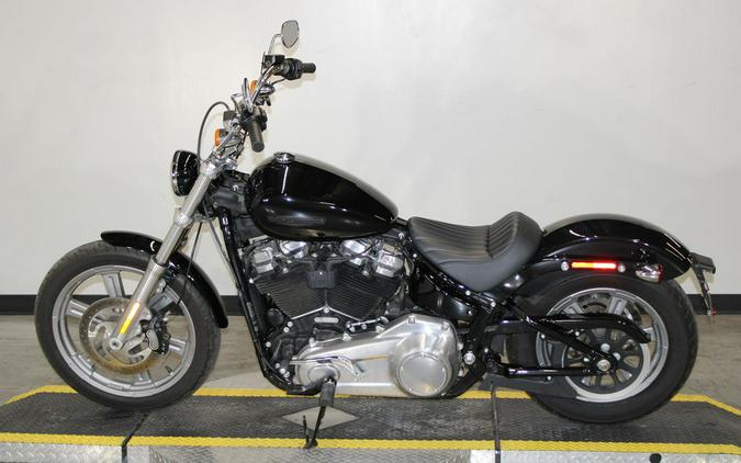 2022 Harley-Davidson® FXST - Softail® Standard