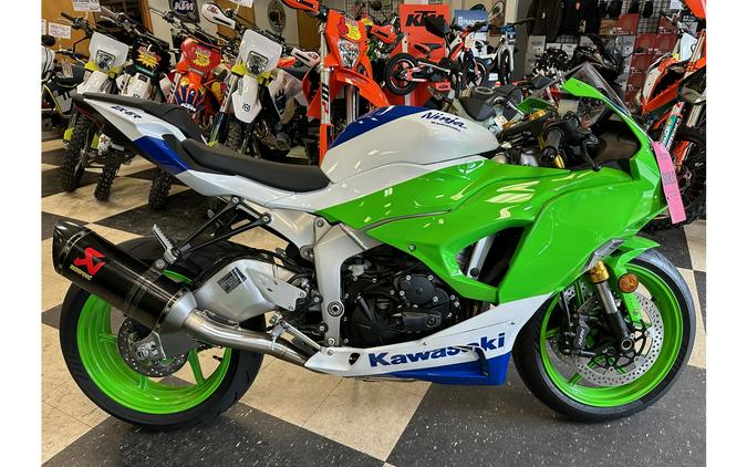 2024 Kawasaki Ninja ZX-6R 40th Anniversary Edition ABS