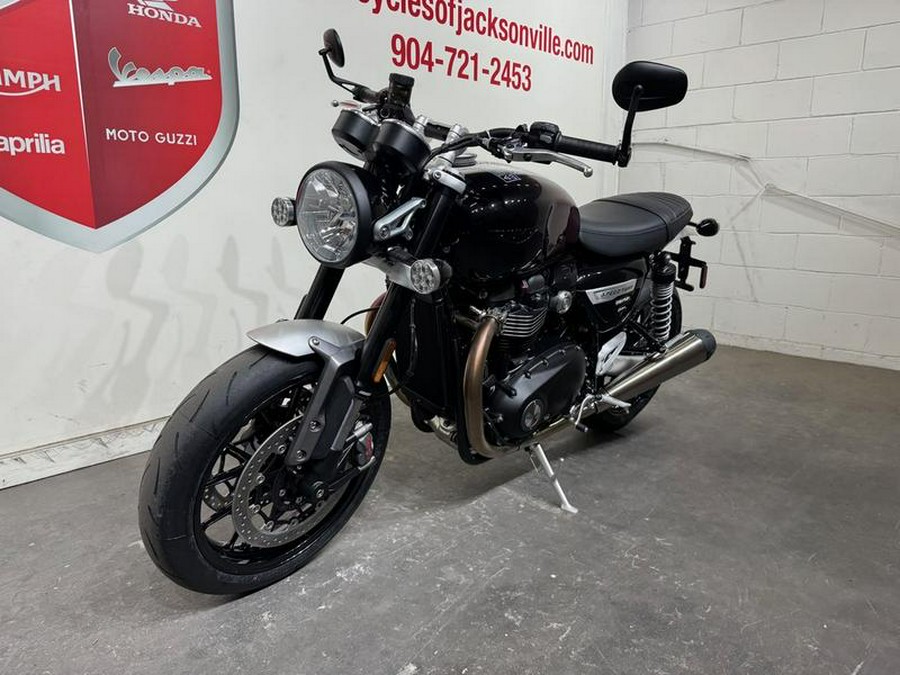 2024 Triumph Speed Twin 1200 Stealth Edition