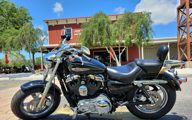 2011 Sportster 1200 Custom