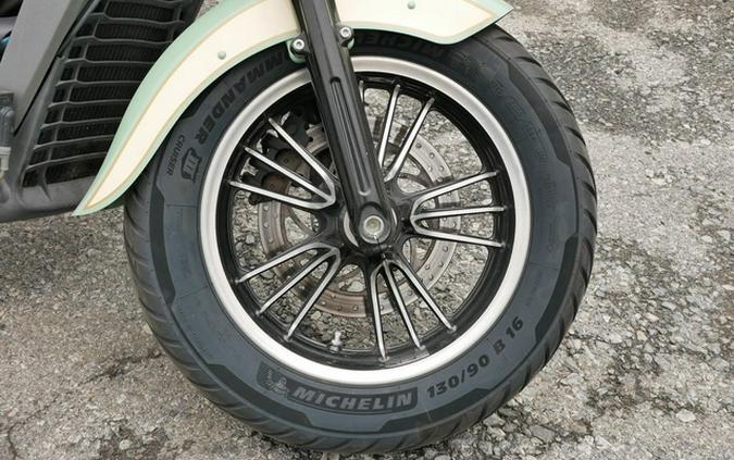 2019 Indian Scout ABS Willow Green / Ivory Cream