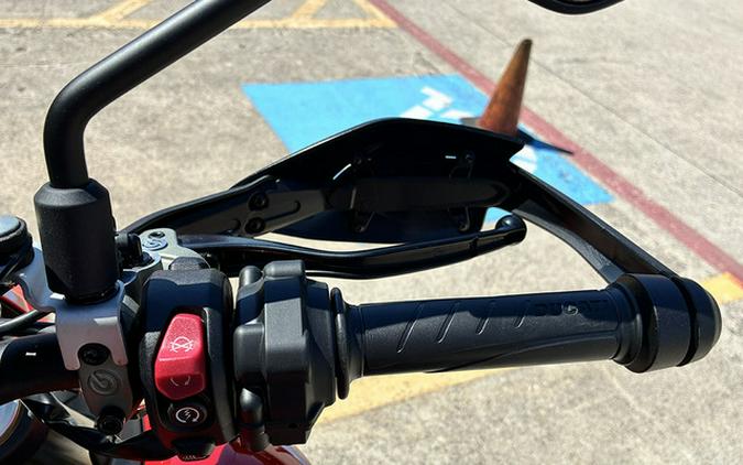 2026 Ducati Hypermotard V2 + TI exhaust V2