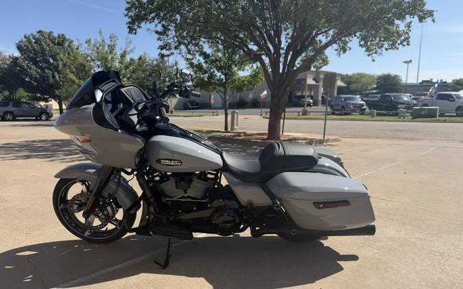 2025 Harley-Davidson® Road Glide® Billiard Gray - Black Finish