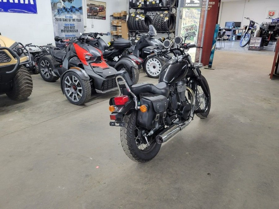 2017 Suzuki Boulevard S40