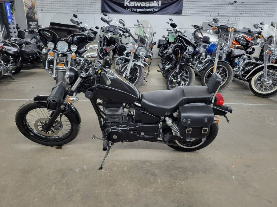 2017 Suzuki Boulevard S40