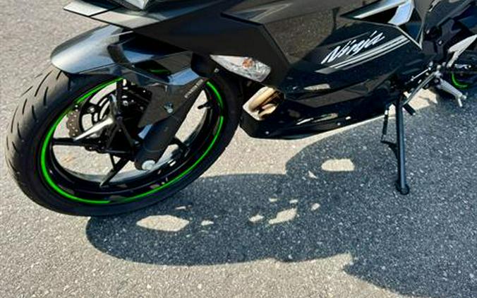 2022 Kawasaki Ninja 400 ABS