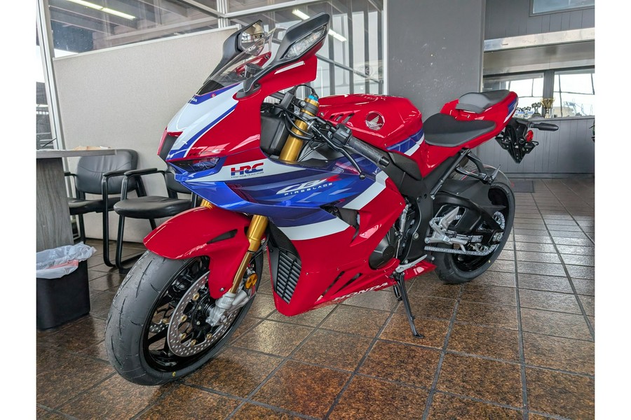 2025 Honda CBR1000RR-R Fireblade SP