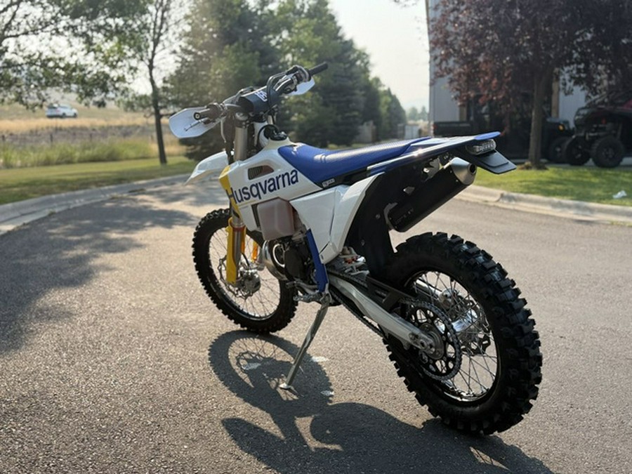 2027 Husqvarna TE 300