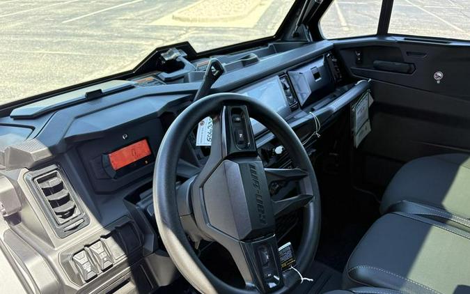 2026 Can-Am® Defender Limited HD11