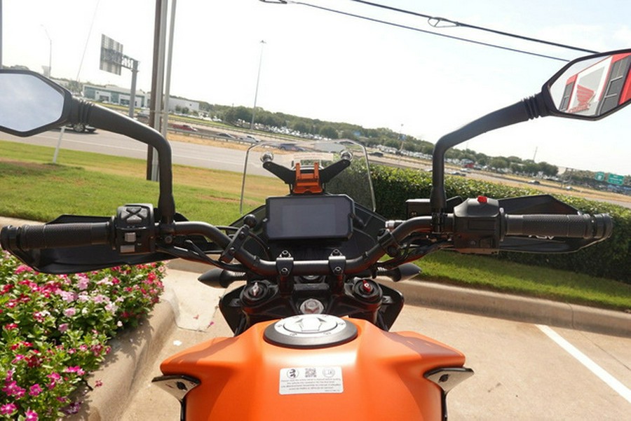 2024 KTM Adventure 390