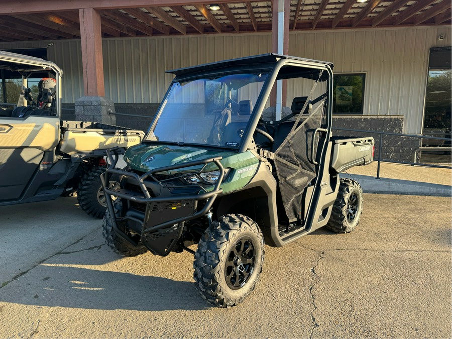 2024 Can-Am Defender DPS HD9