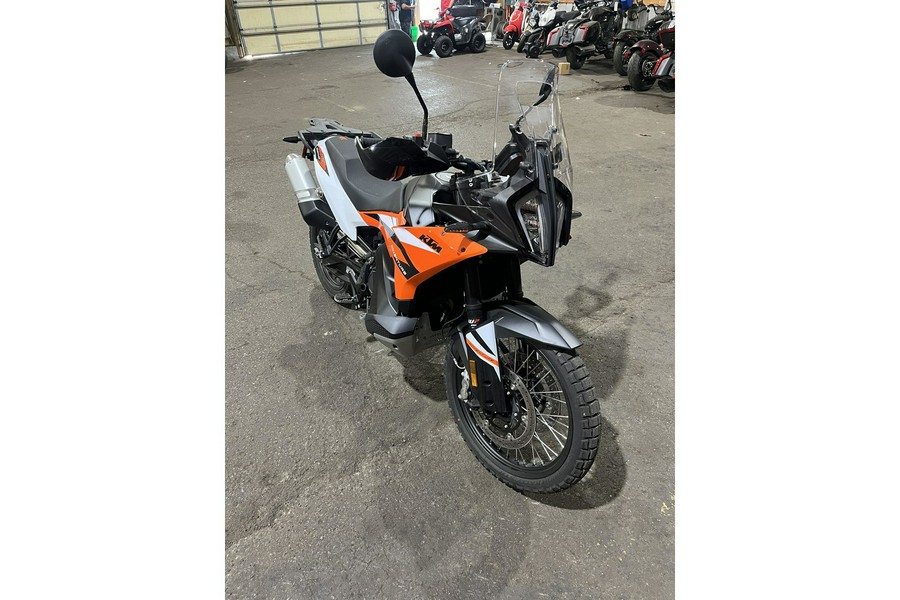 2023 KTM 890 Adventure