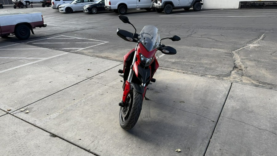 2015 Ducati Hyperstrada HYS821