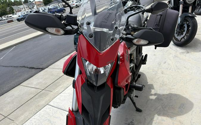 2015 Ducati Hyperstrada HYS821