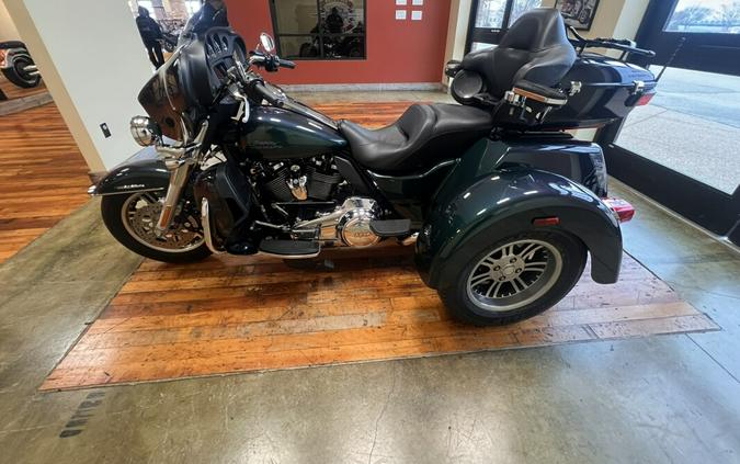 Used 2021 Harley-Davidson Tri-Glide Ultra Classic Trike Motorcycle For Sale Near Memphis, TN