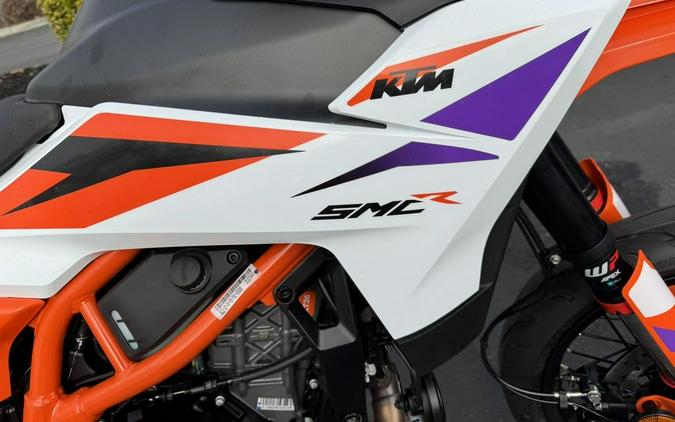 2026 KTM 390 SMC R
