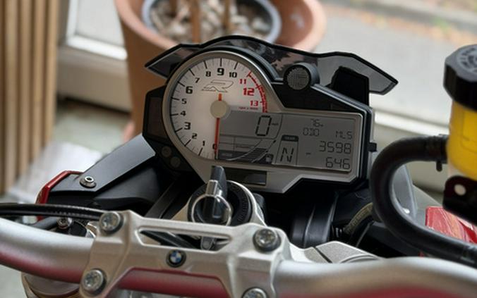 2014 BMW S 1000 R