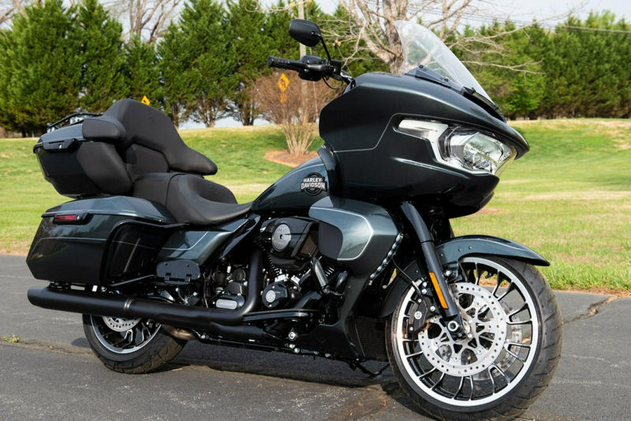 2026 Harley-Davidson® FLTRXL - Road Glide® Limited