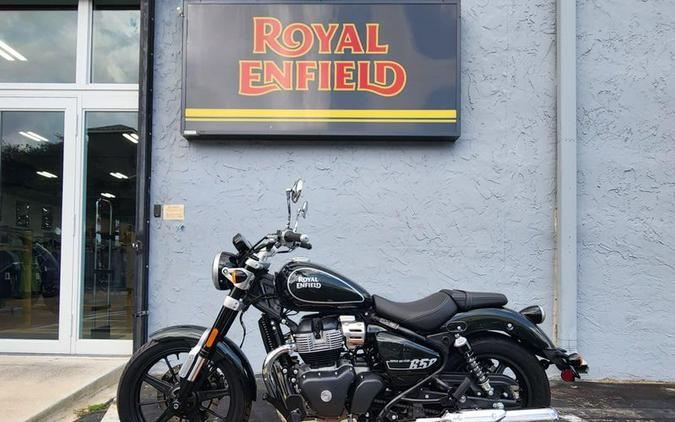 2024 Royal Enfield Super Meteor 650 Review [17 Fast Facts]