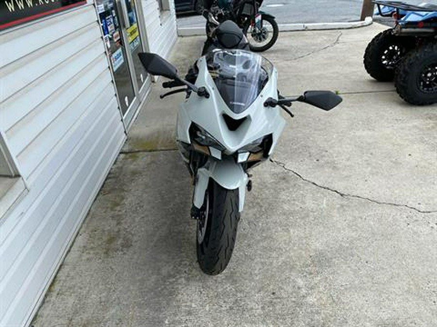 2026 Kawasaki Ninja® ZX™-6R ABS