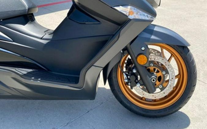 2027 Suzuki AN400AM7