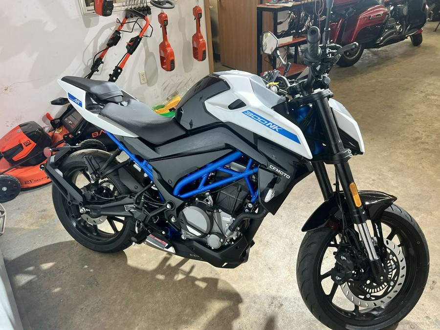 2024 CFMOTO NK 300